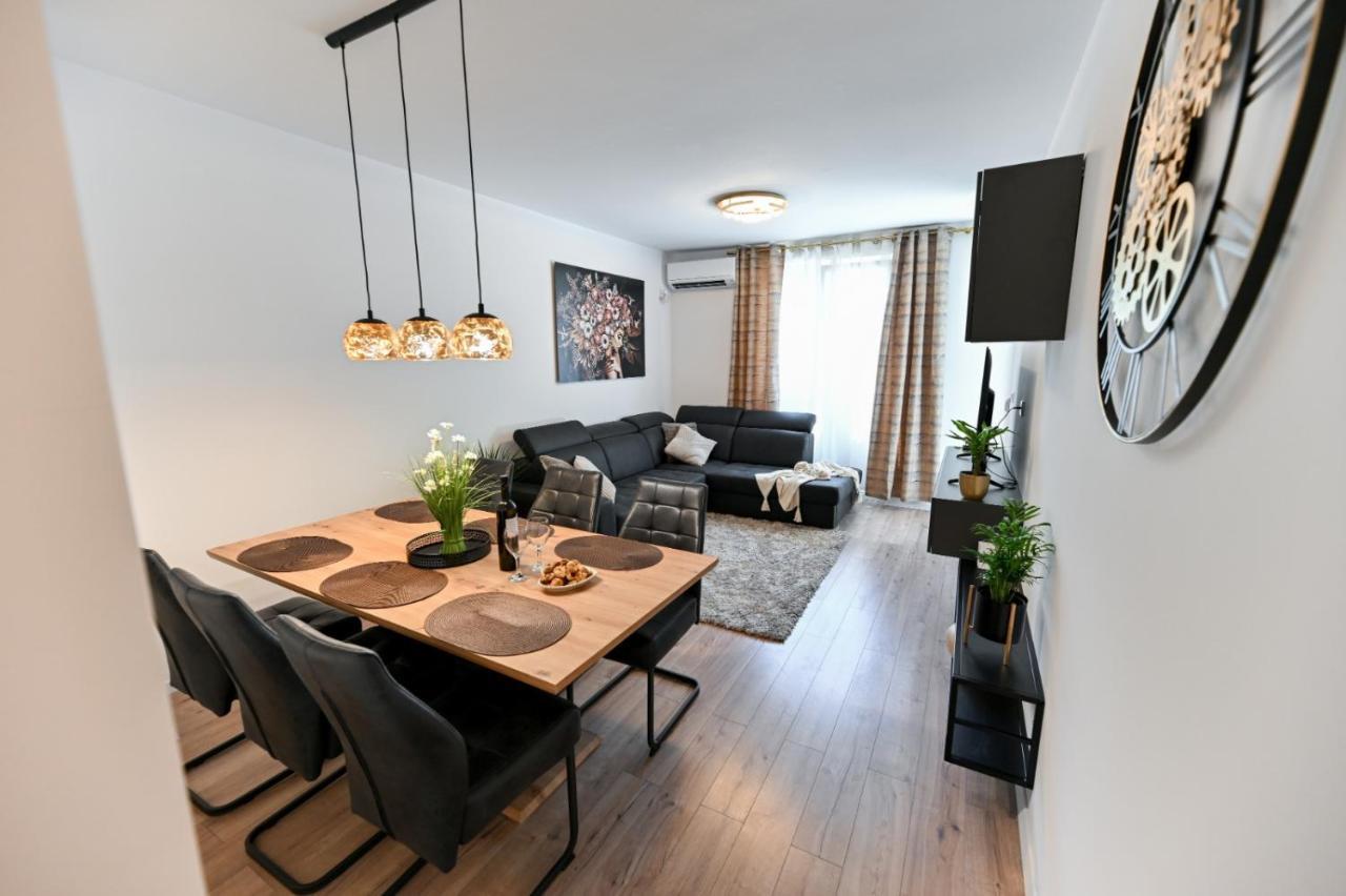 Newly Renovated Apartment Luce Zadar Exterior photo