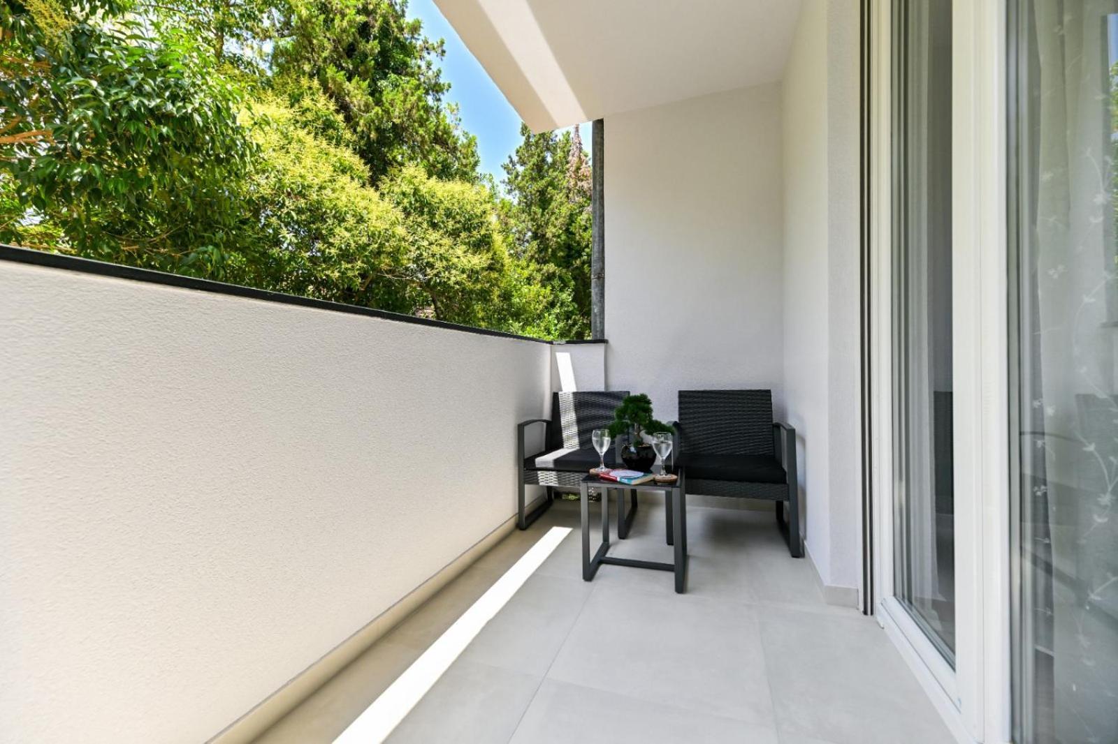 Newly Renovated Apartment Luce Zadar Exterior photo